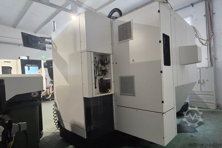 Vertical machining center DMG MORI CMX 1100 V
