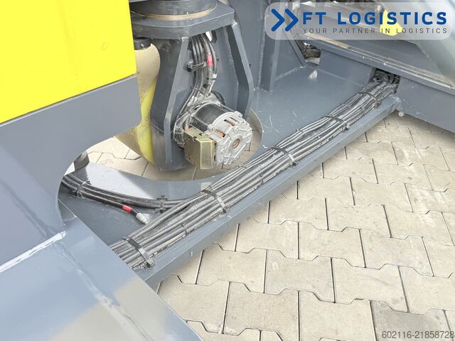 4-way forklift Combilift C3000STE TRIPLEX WIDE POSITIONER CABIN