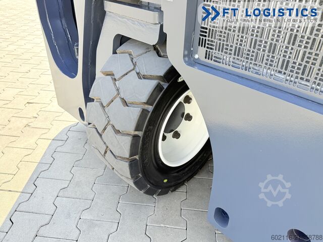 4-way forklift Combilift CB4500 GAS TRIPLEX 6400 FORK POSITIONER
