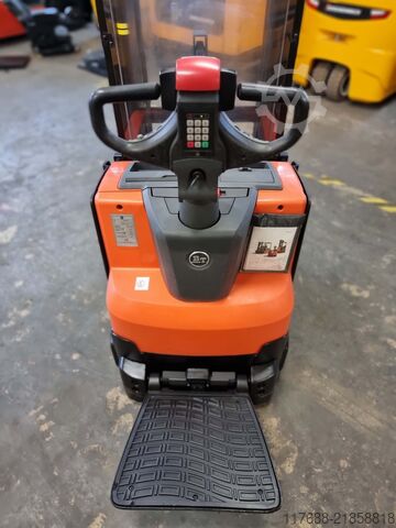 High lift truck driver BT BT Hochhubwagen BT SWE 120L