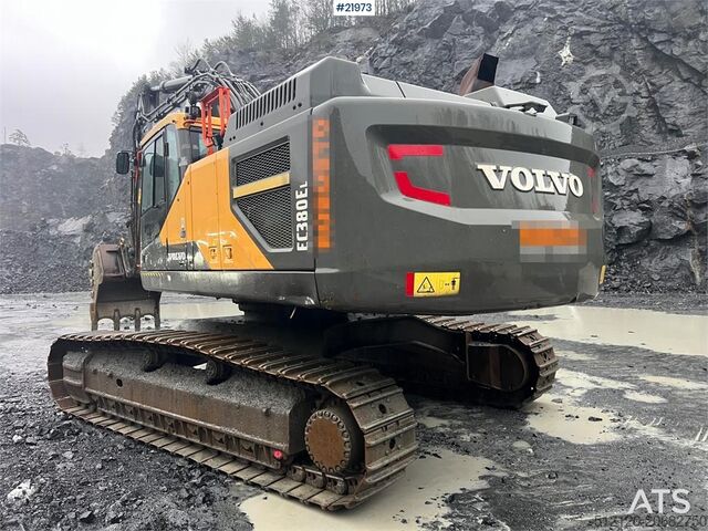 Crawler excavator Volvo ec380EL excavator w/ hw undercarriage and toothed