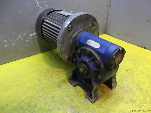 Gear motor 0.75 kW 47 rpm SME 80B