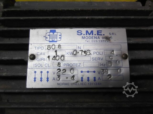 Gear motor 0.75 kW 47 rpm SME 80B