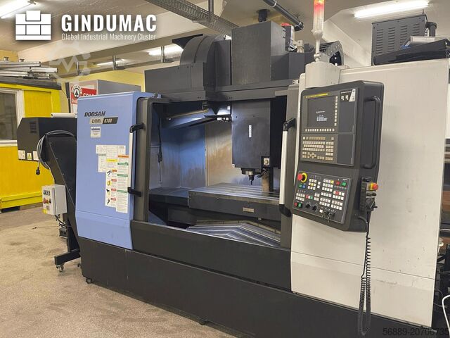 VERTIKALES BEARBEITUNGSZENTRUM DOOSAN DNM 6700