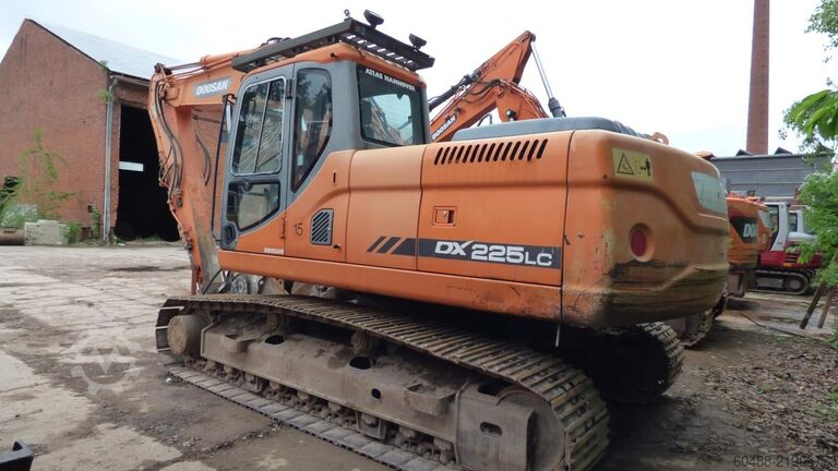 Hydraulic crawler excavator DOOSAN EX CA DX 225 LC