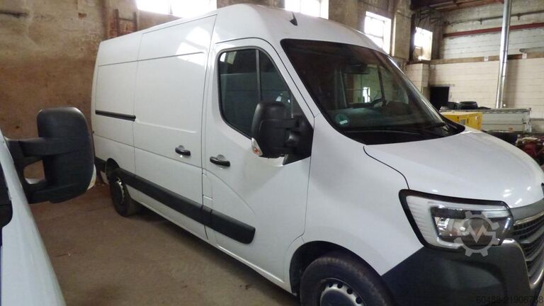 Van RENAULT MASTER DCI 135