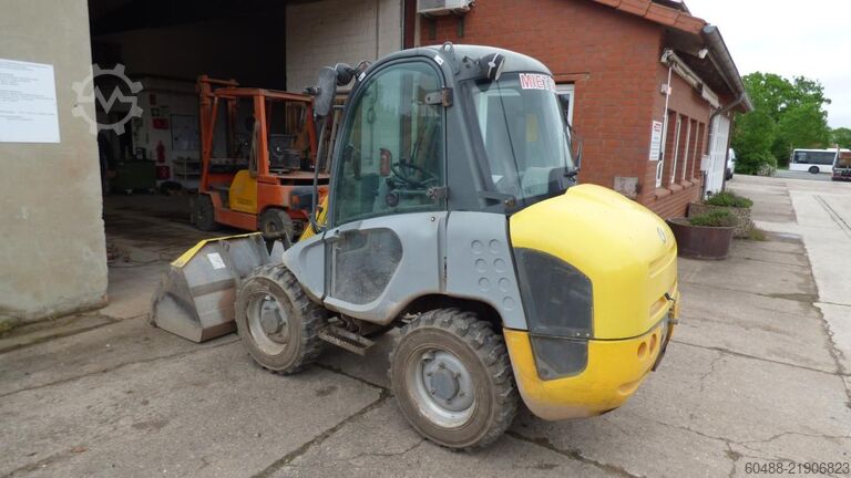 Loader KRAMER 340-01