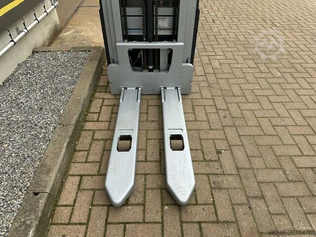 Elektrischer Triplex-Stapler Still EXV SF 14, Hubhöhe 5.316 mm, Ref.-Nr. VS-22581 STILL EXV SF 14