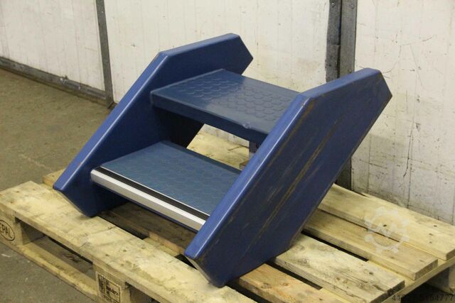Maschinentreppe Stahl 760/590/H400 mm
