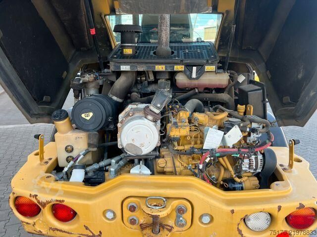 Loader CAT 908M / 1.554h / Gabel / Schaufel