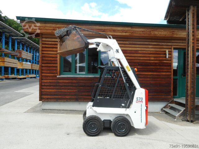 Skid steer loader Bobcat S70