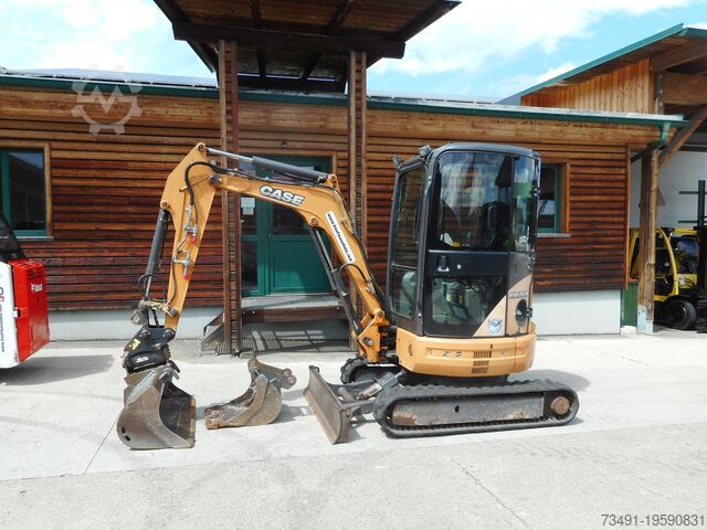 Skid steer loader Bobcat S70