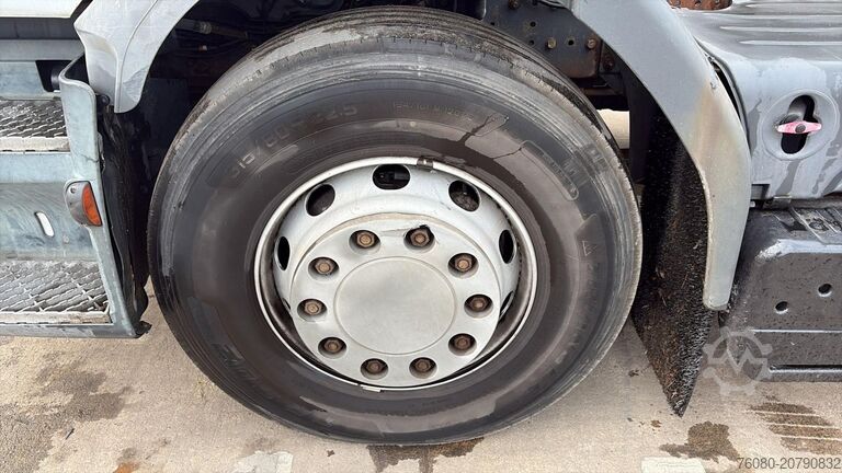 Fahrgestell mit Fahrerhaus Renault Premium 250 (POMPE MANUELLE / MANUAL PUMP)