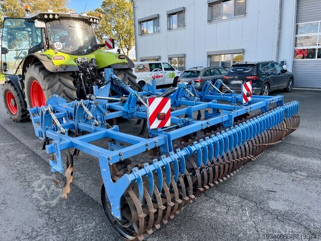 Beckmann Volmer T-Rex RF-B12200, 4,60 m, Mulchsaatgrubber, Walze Beckmann Volmer T-Rex RF-B12200, 4,60 m, Mulchsaatgrubbe