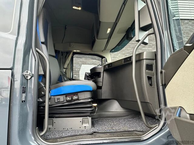 Hakenarmsystem Volvo FH 540 8X2 TRIPLE VDL S30-6700 HAAKARMSYSTEEM /...