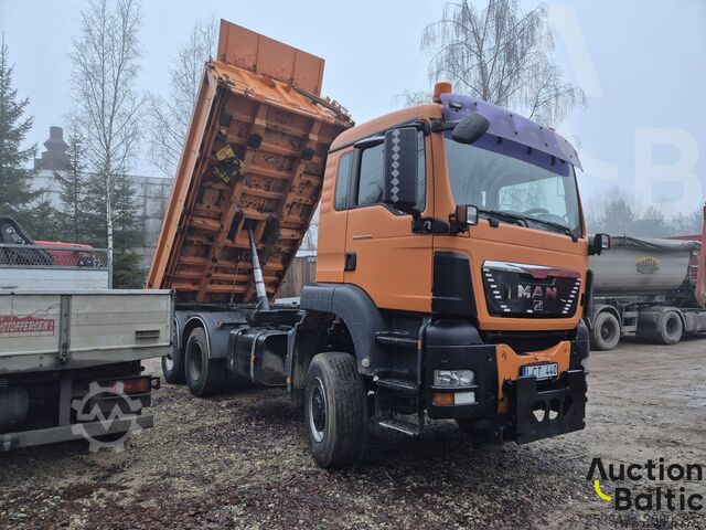 Kipper MAN TGS26.440 6X6 BB