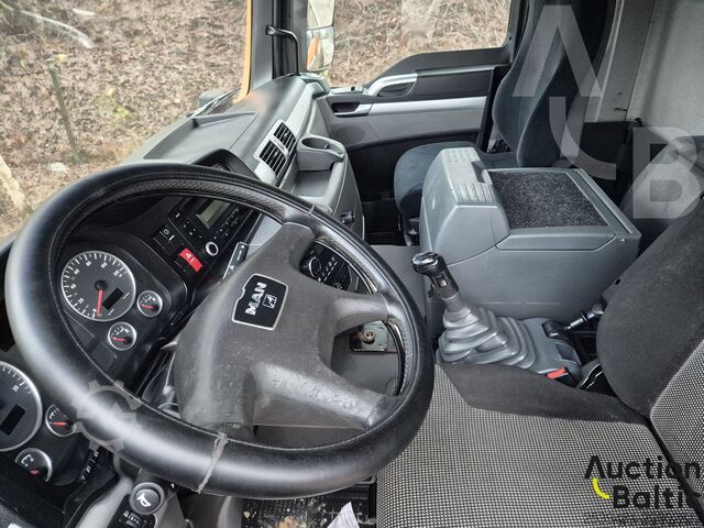 Kipper MAN TGS26.440 6X6 BB