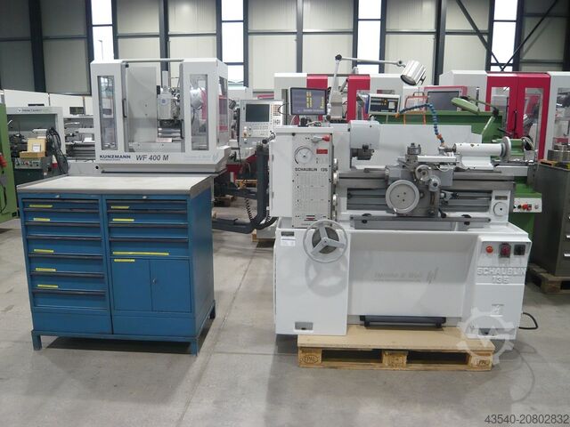 Leit-/Zugspindeldrehmaschine Schaublin 135 mit Zubehör