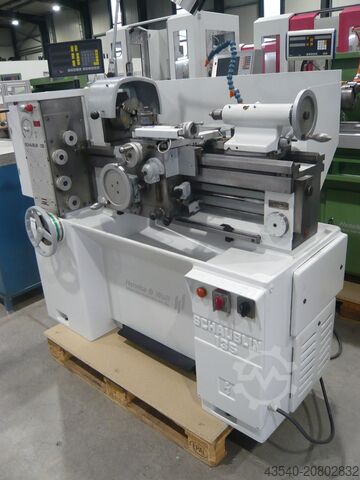 Leit-/Zugspindeldrehmaschine Schaublin 135 mit Zubehör