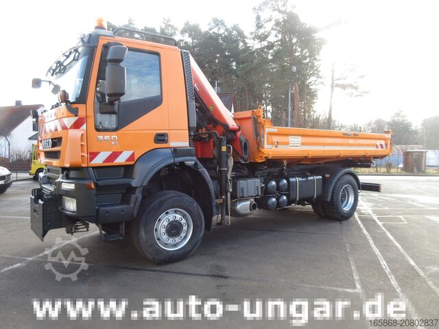 Dreiseitenkipper LKW Iveco Trakker 360 Kipper Allrad 4x4 Kran Palfi