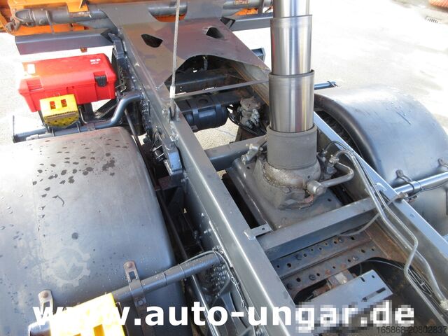 Dreiseitenkipper LKW Iveco Trakker 360 Kipper Allrad 4x4 Kran Palfi