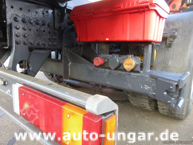 Dreiseitenkipper LKW Iveco Trakker 360 Kipper Allrad 4x4 Kran Palfi