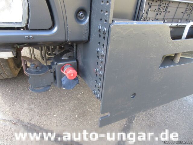 Dreiseitenkipper LKW Iveco Trakker 360 Kipper Allrad 4x4 Kran Palfi