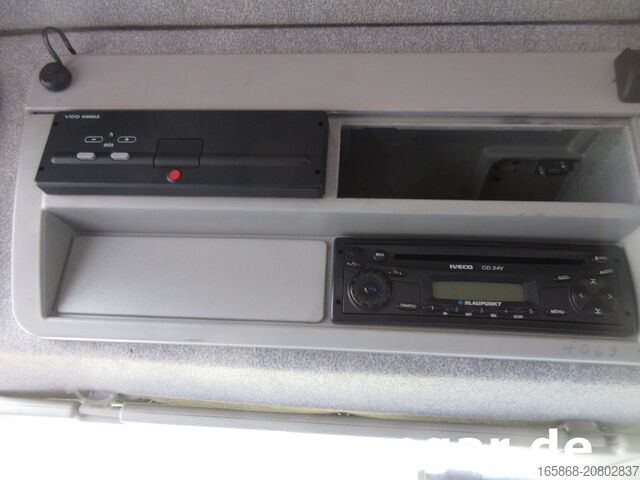 Dreiseitenkipper LKW Iveco Trakker 360 Kipper Allrad 4x4 Kran Palfi