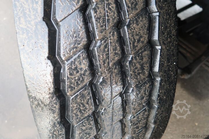 Abrollkipper Mercedes-Benz Actros 2551 6x2 Nachlauflenkachse