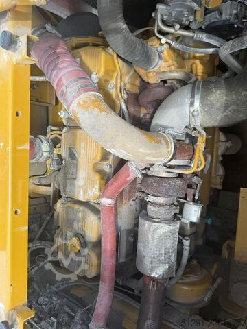 EXCAVATOR Caterpillar 390FL ME