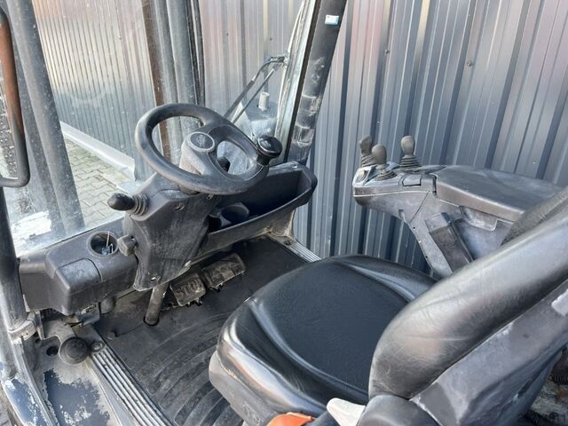Treibgasstapler Linde H25T-02
