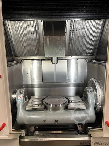 Vertical machining center HERLME C400U