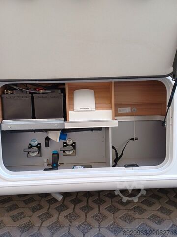 Wohnwagen/Wohnmobil Knaus TI700