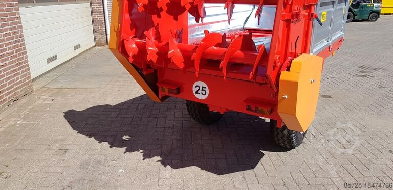 Manure spreader Mini meststrooier 2.5T - Nieuw