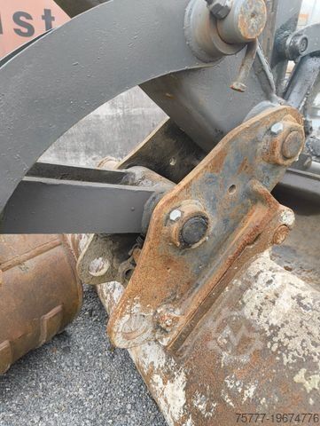 Mini excavator VOLVO EC55B