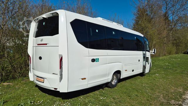 Minibus IVECO 2x Daily 70 Lagerfahrzrug Ferqui Sunrise 2,5 m B