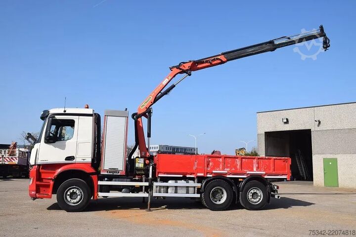 Loading platform Mercedes-Benz Arocs 2830