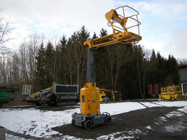 Vertical mast lift Haulotte Star 10