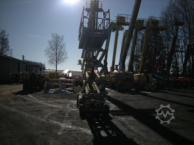 Scissor lift JLG 3246 ES