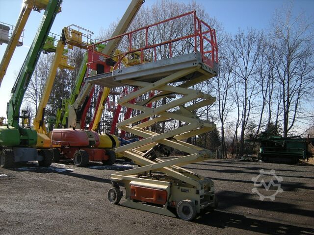 Scissor lift JLG 3246 ES