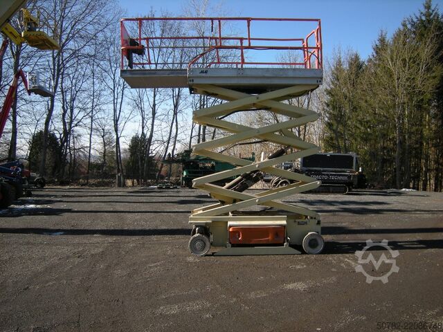 Scissor lift JLG 3246 ES