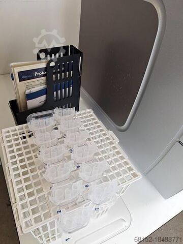 DNA and RNA Purification QIAGEN Qiacube