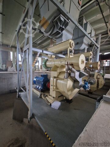 Pellet press La Meccanica Gránit-Mill 90
