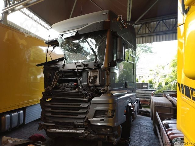 Standard tractor unit MAN TGX 18.510