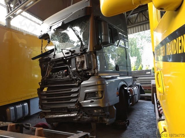 Standard tractor unit MAN TGX 18.510