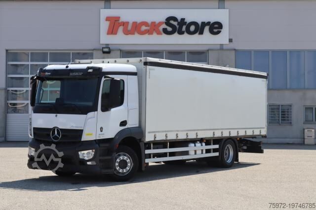 Flatbed truck with tarp Antos 1836L