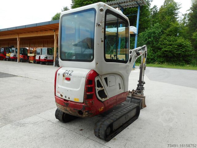 Mini excavator Takeuchi TB 216 ( 1.865kg )