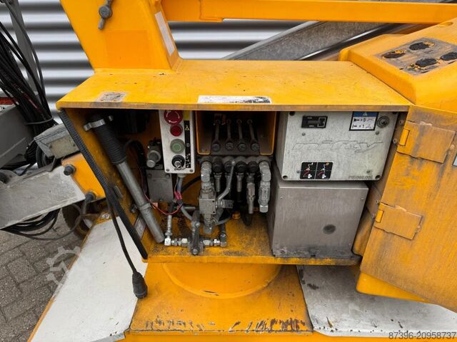 Articulated boom lift Niftylift HR12NE Hoogwerker Knikarmhoogwerker