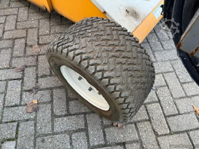 Articulated boom lift Niftylift HR12NE Hoogwerker Knikarmhoogwerker