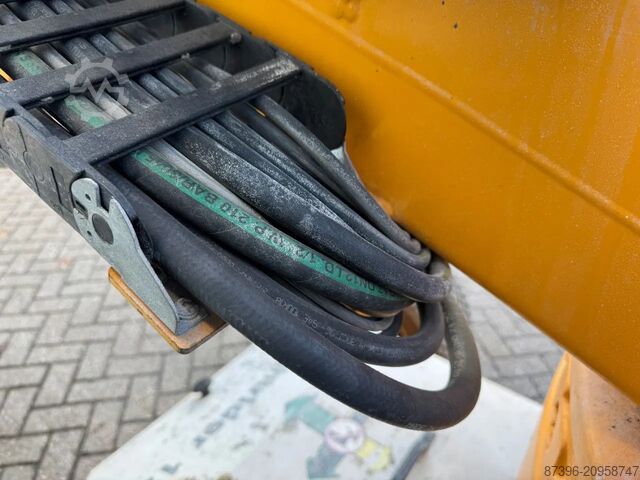 Articulated boom lift Niftylift HR12NE Hoogwerker Knikarmhoogwerker